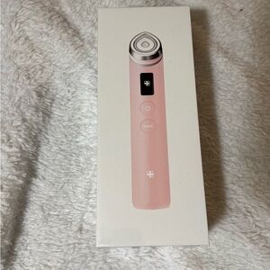 NEW AND SEALED Medicube Age-R Booster Pro